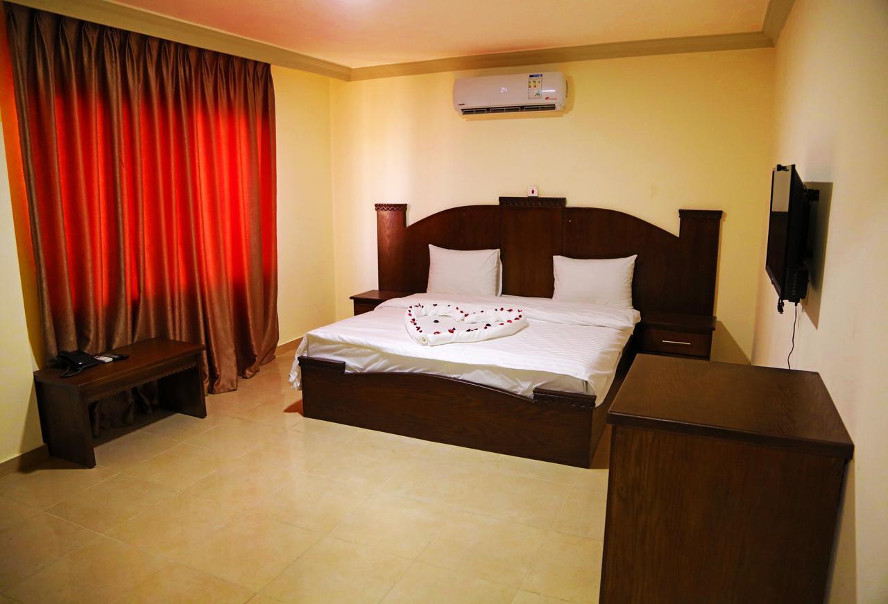 Jordan Flower Hotel 亚喀巴 外观 照片
