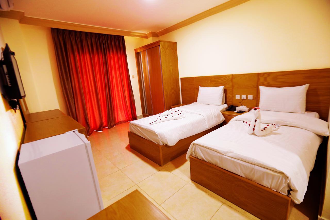 Jordan Flower Hotel 亚喀巴 外观 照片